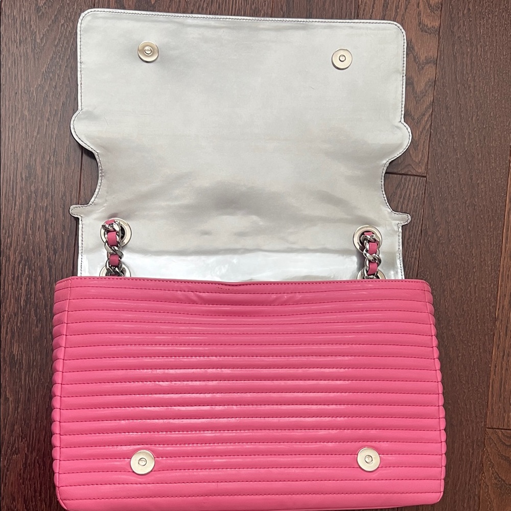 Moschino Pink and Silver License Plate Shoulder Bag - Picture 12 of 14